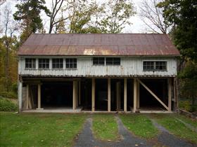 Barn Before - front view: 