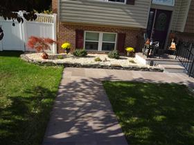 New flower bed and walkway: 